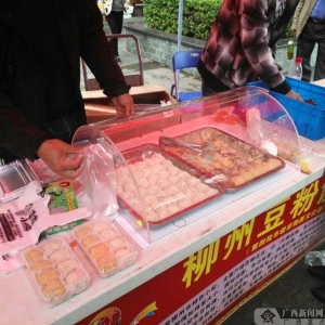 柳州非物質文化遺產展 展品琳瑯滿目美不勝收