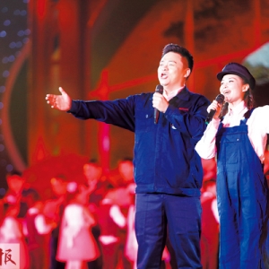 第35屆洛陽牡丹文化節(jié)開幕 航天員陳冬現(xiàn)身送祝福