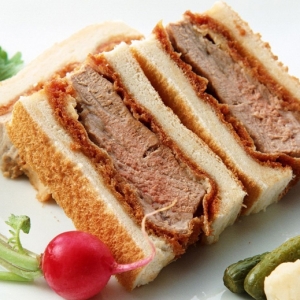 荔波古鎮(zhèn)“百越文化”布依美食 2