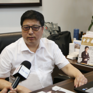 [所羅門】中國誠信企業(yè)家陶金海等企業(yè)界代表一起談所羅門