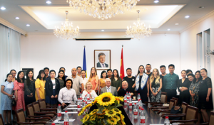 “董浩叔叔”要在烏克蘭基輔歷史博物館辦畫展啦！