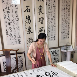 朱乒乓通渭參加藝術(shù)盛會并進行書畫交流活動