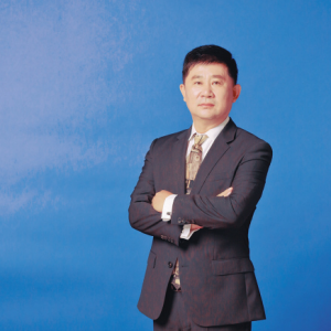 從白手起家到上市百?gòu)?qiáng)企業(yè)老總 這位家鄉(xiāng)人用22年創(chuàng)造出商界神話