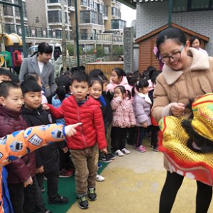 民俗文化走進滎陽三幼 美術特色啟迪幼兒智慧