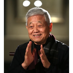 胡抗美 　　