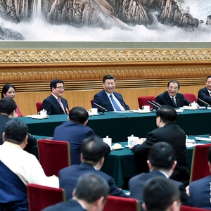 習(xí)近平李克強(qiáng)栗戰(zhàn)書汪洋王滬寧趙樂際韓正分別參加全國人大會議一些代表團(tuán)審議