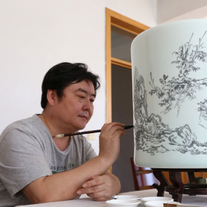 李杰人物畫作品賞析 | 造型扎實(shí)，色彩朦朧，物象豐富，頗具古意