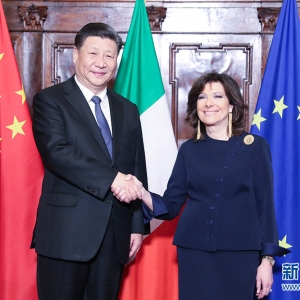 習近平會見意大利參議長卡塞拉蒂