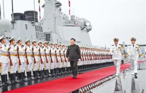 習(xí)近平出席慶祝人民海軍成立70周年海上閱兵活動(dòng)