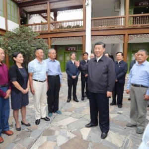 習(xí)近平：做好紅色基因的傳承和傳播