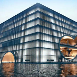 在上海西北部一片農(nóng)田上建起的大劇院，能達(dá)到怎樣的“熱度”
