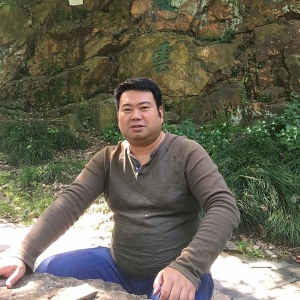 李自君