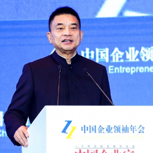 劉永好：新希望將再投90億建9個(gè)大型養(yǎng)豬場(chǎng) 今后3年每年新增超1萬(wàn)名員工