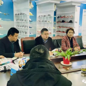 守初心、擔使命，松江區(qū)經委全力奮戰(zhàn)保障防疫物資供應