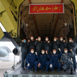 習(xí)近平“增兵”火神山！軍隊(duì)抽組1400名醫(yī)護(hù)人員!
