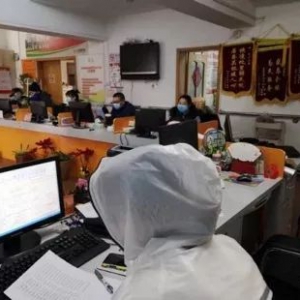 【閔行區(qū)民政人防疫進行時】口罩約購，下沉基層，傾聽心聲