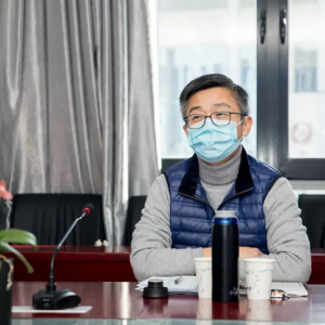 青浦區(qū)衛(wèi)健委主任饒斐文：“疫情不退，絕不收兵，這是我的職責(zé)，更是我的使命”