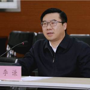 松江區(qū)委副書記、區(qū)長李謙調(diào)研人文松江創(chuàng)作研究院