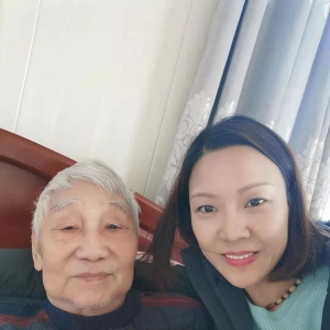 唐云夫婦趕往南通探望劉松林會長