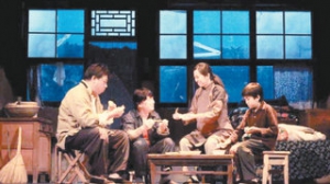 70年7頓飯展示時(shí)代巨變 黃盈新京味話劇《開飯！》致敬工人階級