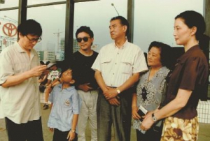 說滬語的《奪子戰(zhàn)爭》將重播，方言劇能否再創(chuàng)輝煌