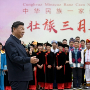 跟著總書記看中國｜像愛護自己的眼睛一樣愛護民族團結(jié)