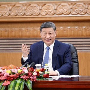 習(xí)近平會(huì)見(jiàn)國(guó)際工商界代表